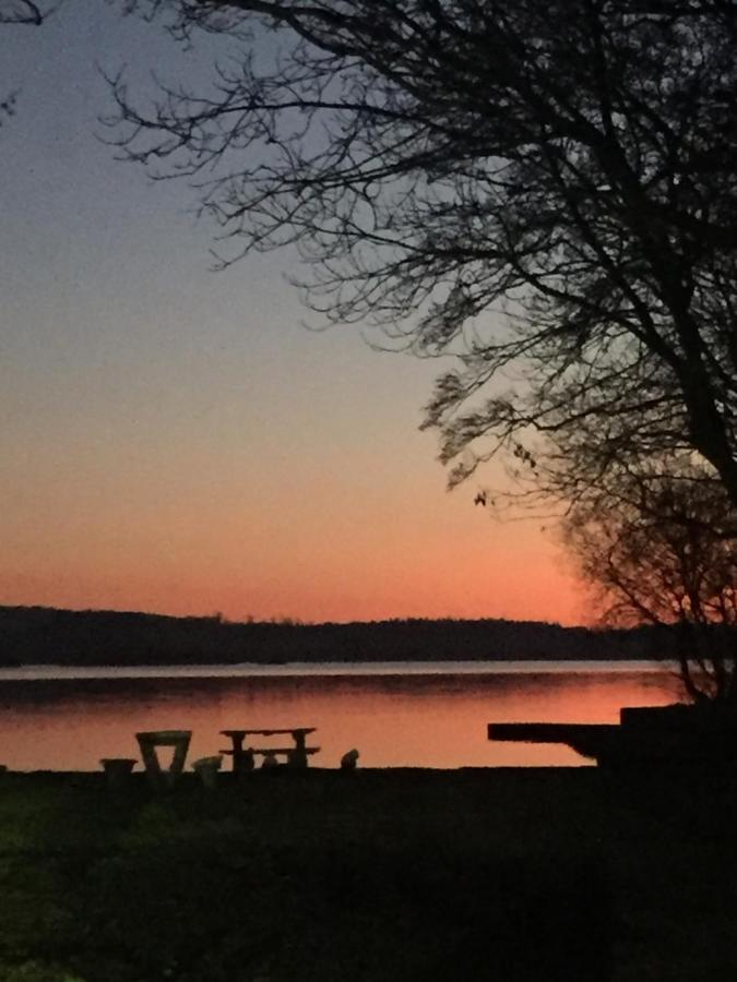 Kits Lodge Crover Cavan Eksteriør bilde